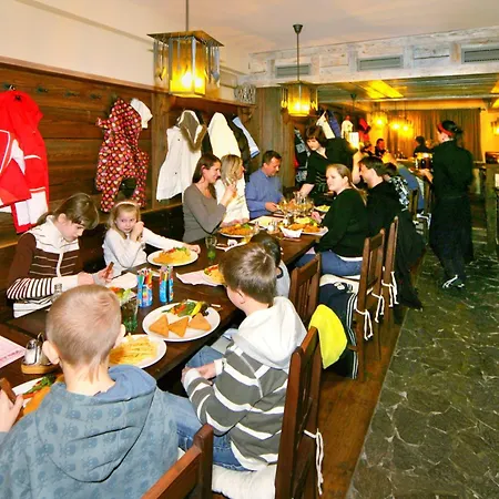 فندق Pizzeria Belmonte