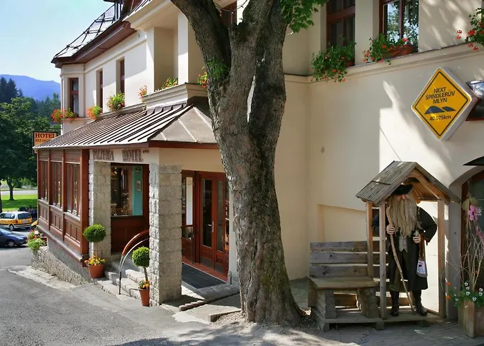 فندق Pizzeria Belmonte Špindlerŭv Mlýn